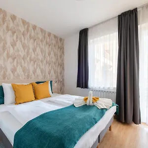 Prince Apartments Aparthotel