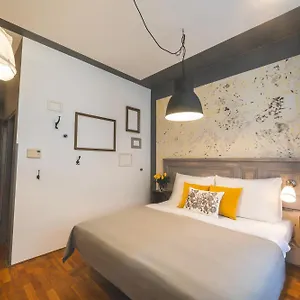 https://miss-sophies.praguehotelsweb.com