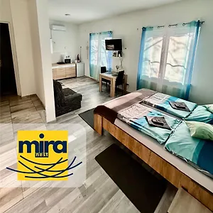 Mira Nest - Budapest