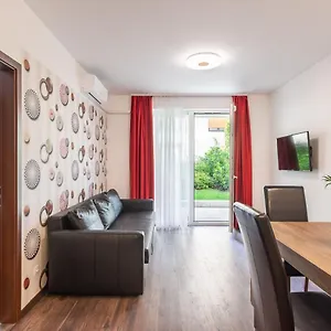 Corvin Aparthotel